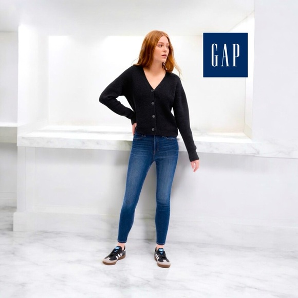 NWOT, GAP, High Rise Universal Legging Jeans, Size 2/26, Blue - Picture 1 of 9